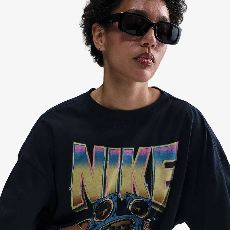 Nike T