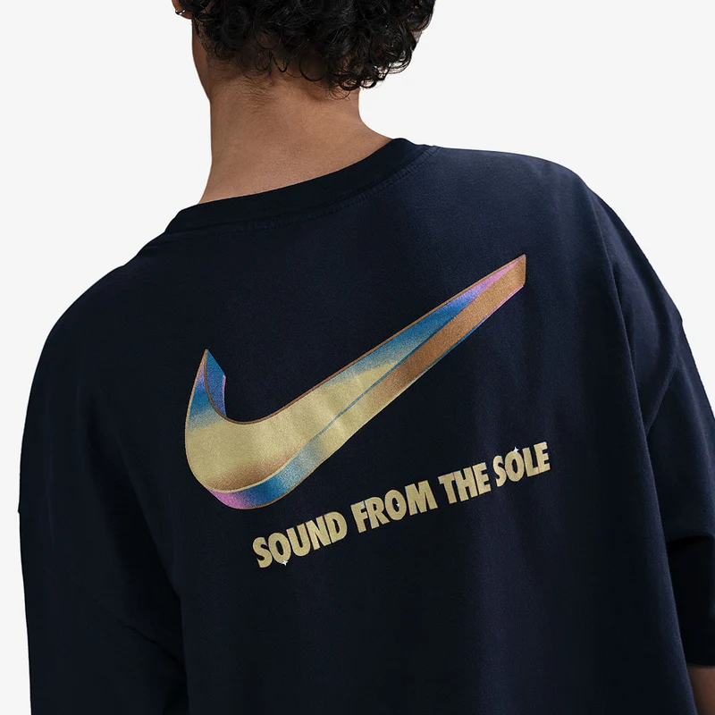 Nike T