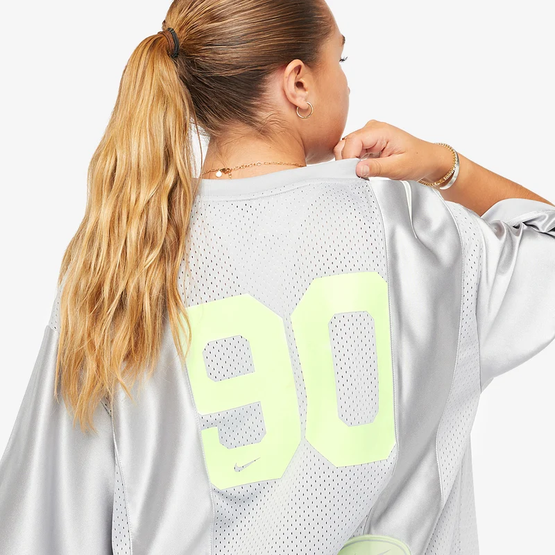 Nike Sportswear Womens Street Short-Sleeve Graphic Jersey Top