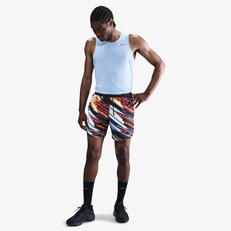 Short Nike Dri-FIT Stride 18 cm Slip Intégré