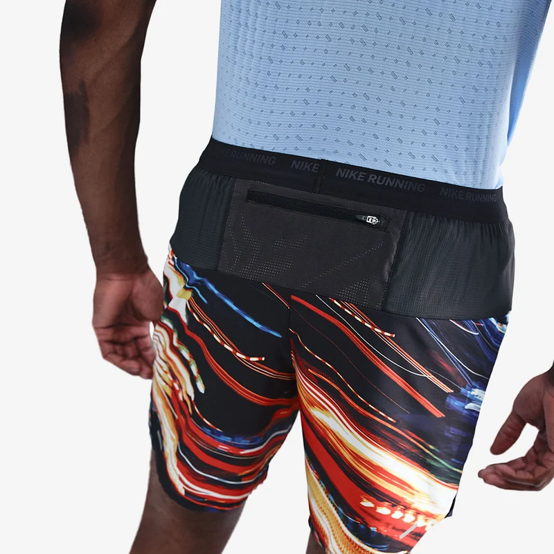 Short Nike Dri-FIT Stride 18 cm Slip Intégré