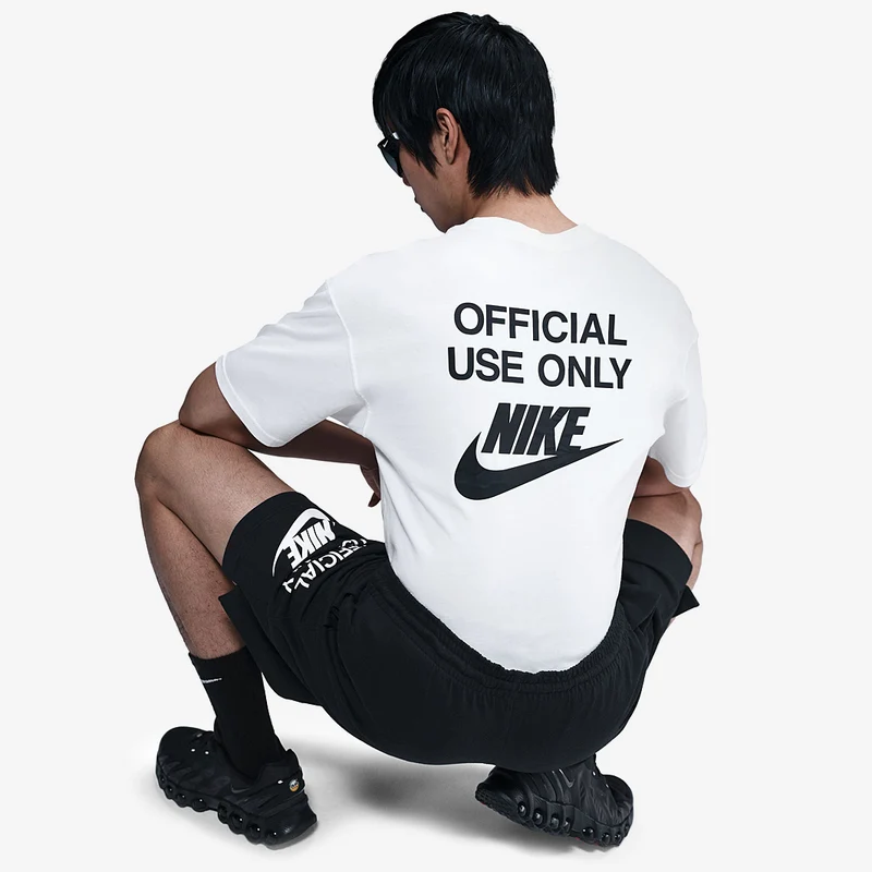 Nike T