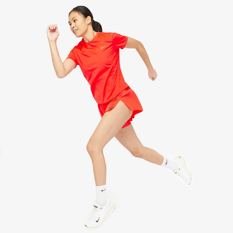 T-Shirt Nike Dri-FIT Swift pour Femme