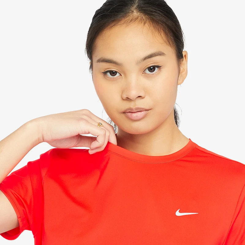 T-Shirt Nike Dri-FIT Swift pour Femme