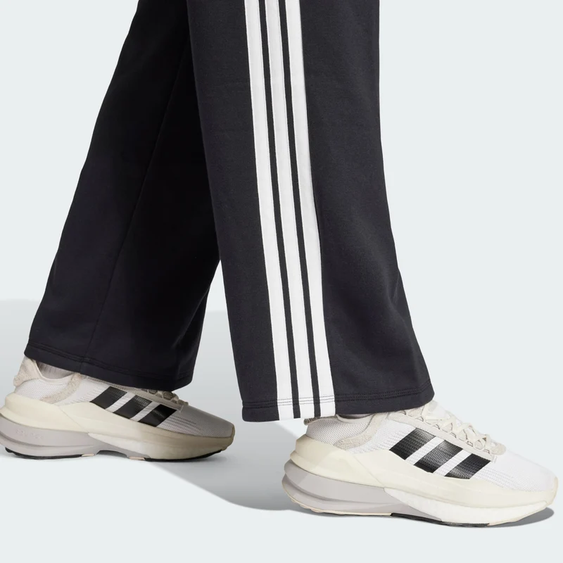 adidas Womens Essentials 3