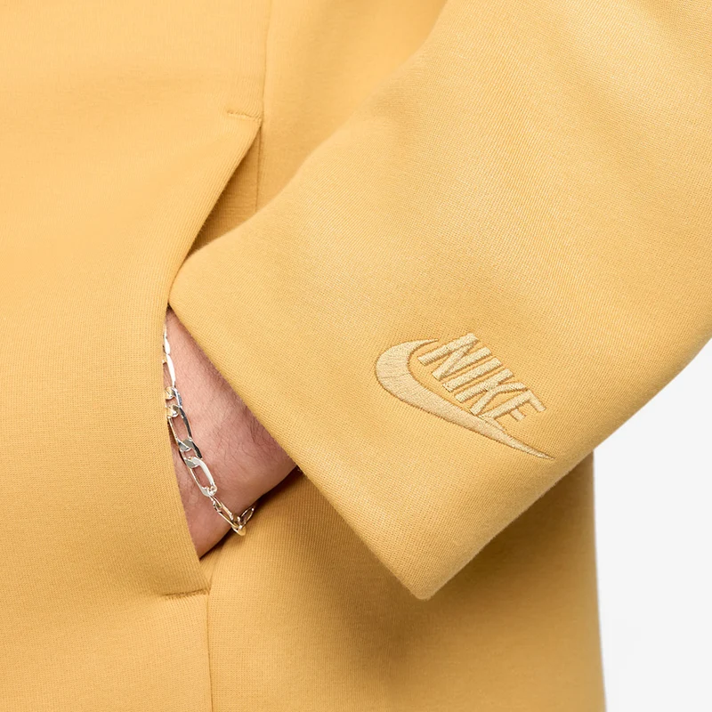 Shaket Nike Paris Saint-Germain 24/25 Tech Fleece Reimagined