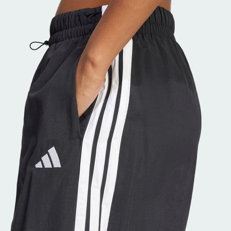 adidas Womens Essentials 3