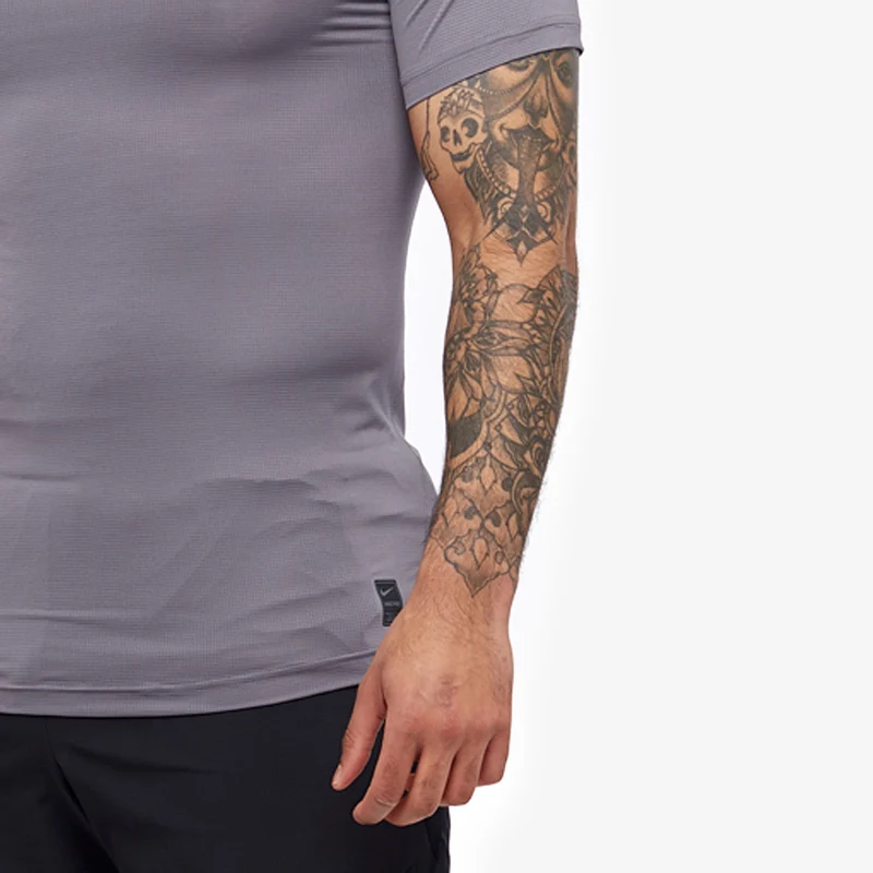 Haut à manches courtes Nike Breathe Pro pour Homme
