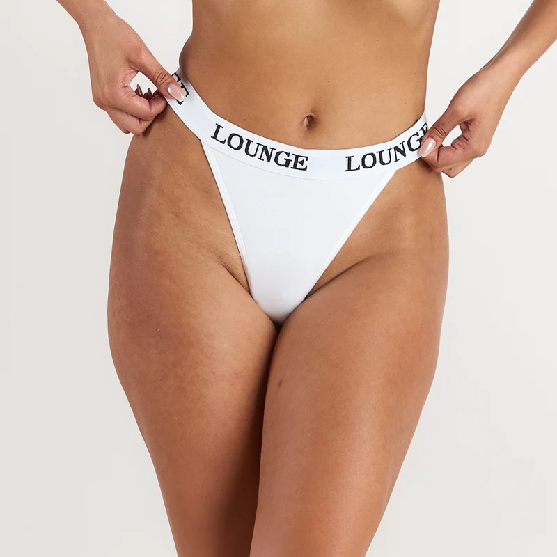 Bamboo Triangle String - Tout Blanc