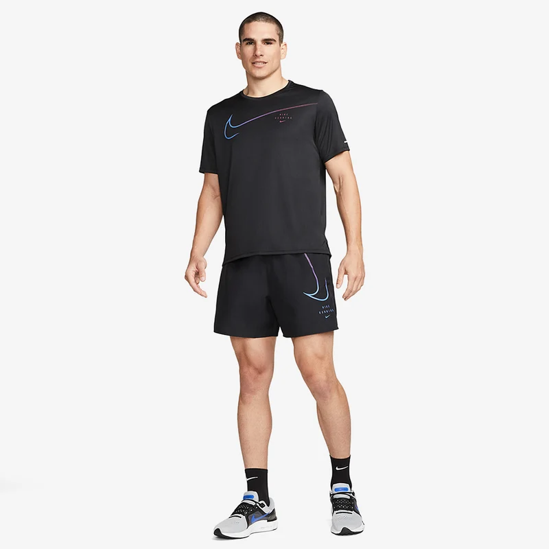 Nike Dri-FIT Run Division Challenger Short