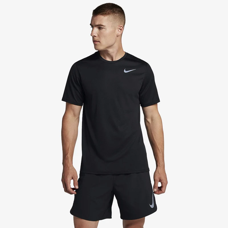 Haut à manches courtes Nike Dri-FIT Breathe