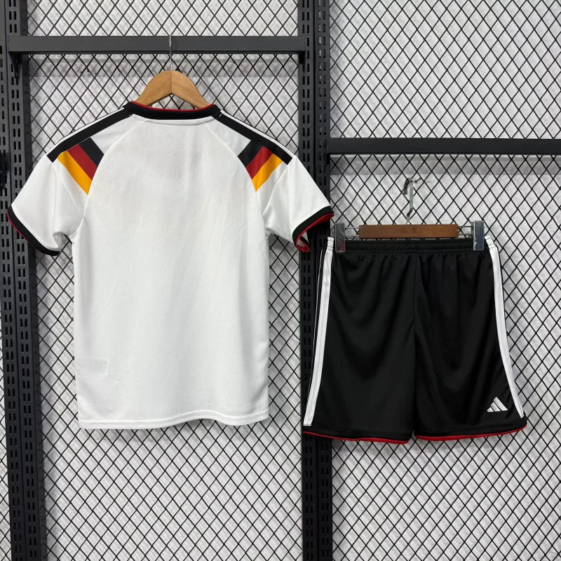 25/26 Ensemble Enfant Allemagne Domicile