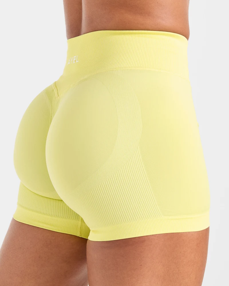 Adapt Seamless Shorts | 4.5" - Spring Jaune