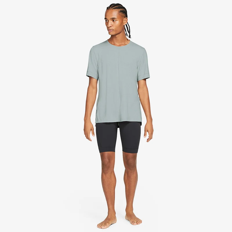 Haut à manches courtes Nike Yoga Dri