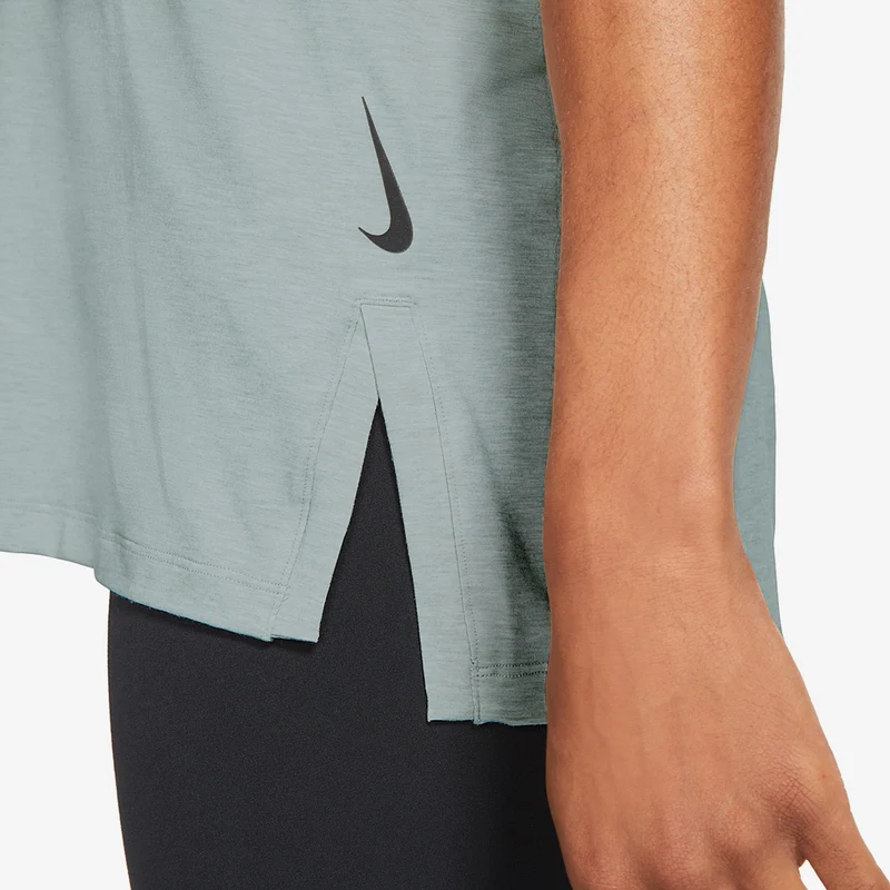Haut à manches courtes Nike Yoga Dri