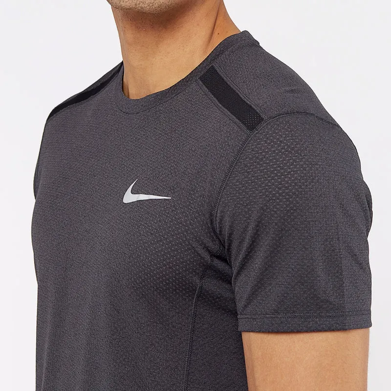 Haut de running à manches courtes Nike Dri