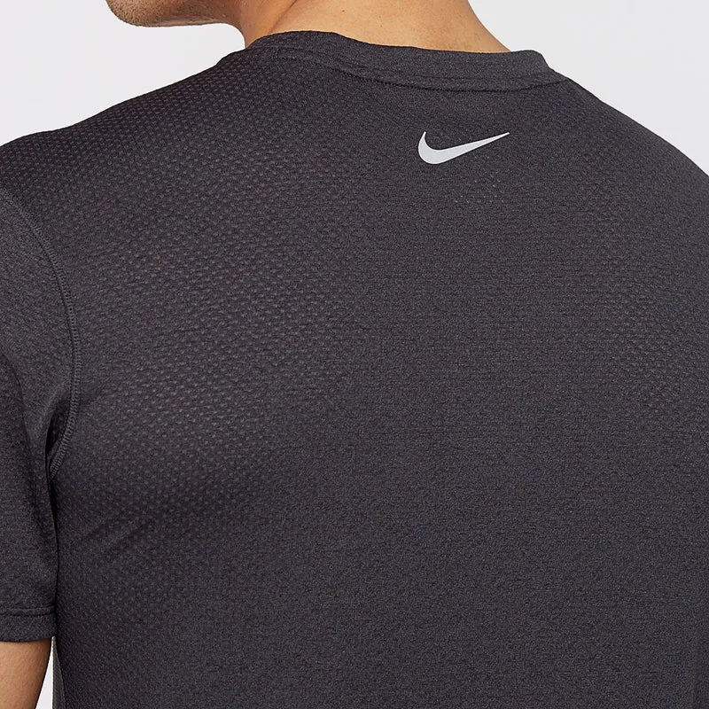 Haut de running à manches courtes Nike Dri