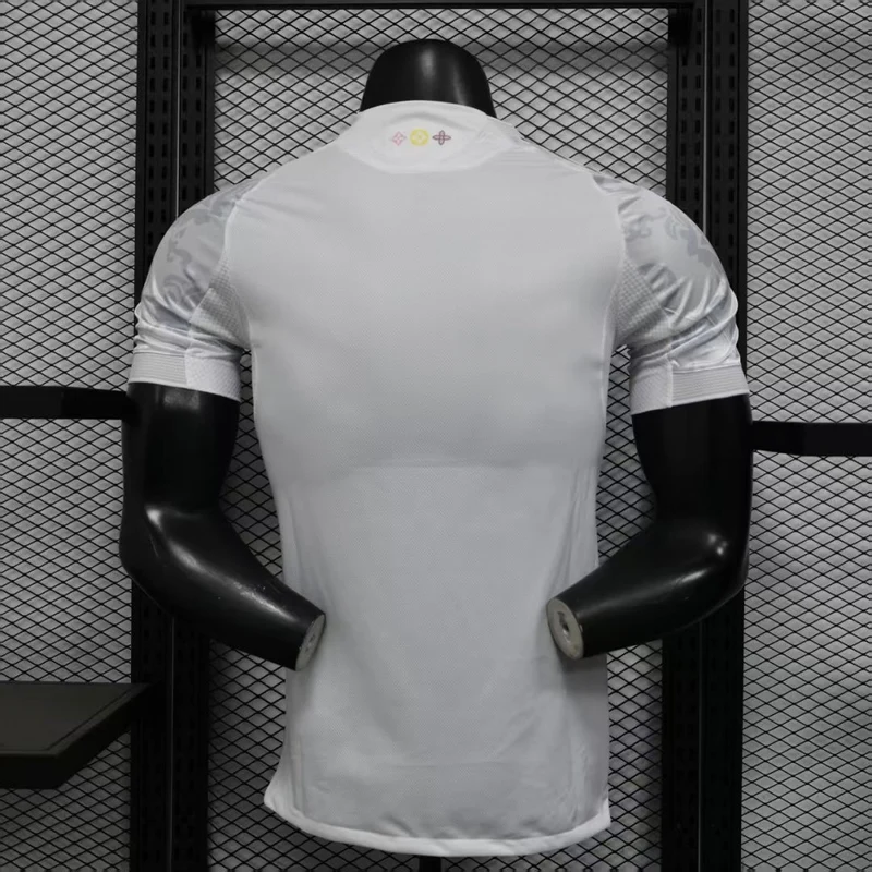 25/26 Maillot Real Madrid LV Spécial player