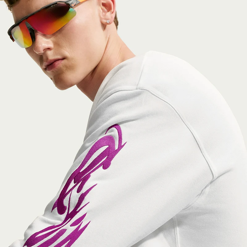 Nike Sportswear Graphic Fleece Crew Sweatshirt