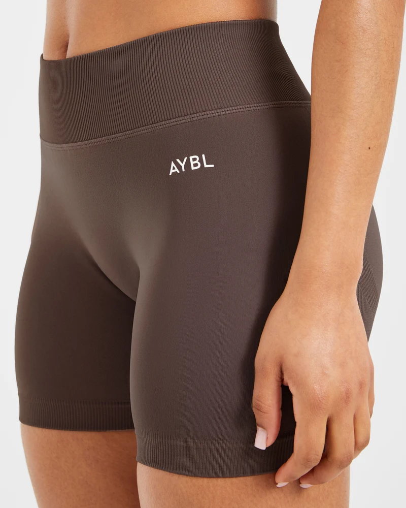 Adapt Seamless Shorts | 4.5" - Brun
