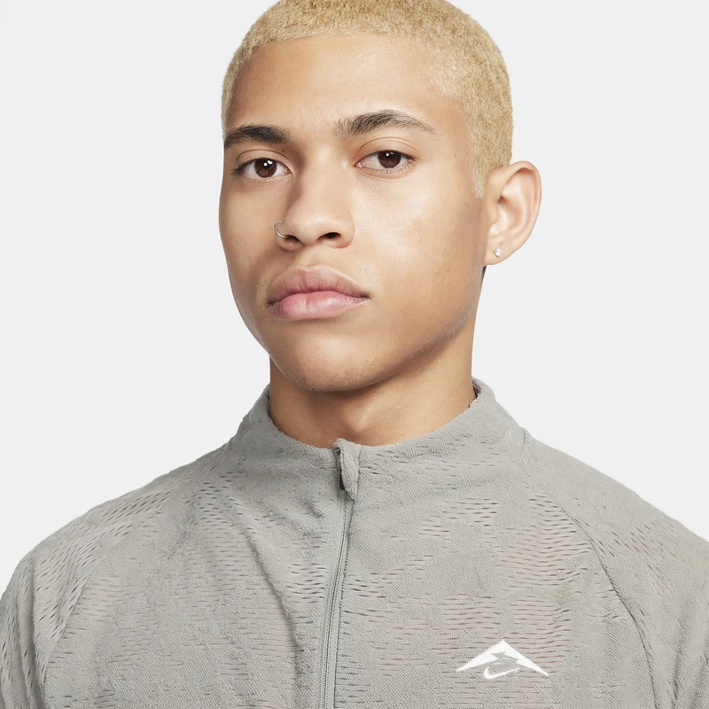 Nike Haut de running à demi-zip Dri