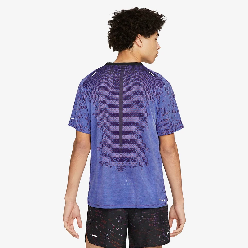 Nike Dri-FIT ADV Run Division Techknit T-Shirt