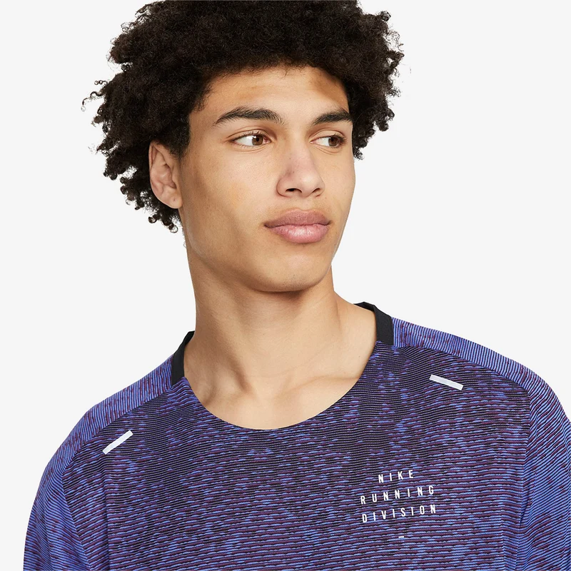 Nike Dri-FIT ADV Run Division Techknit T-Shirt