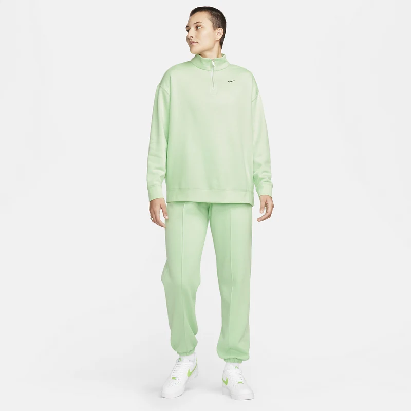 Nike Women's Oversized 1/4