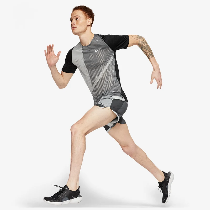 Nike Rise 365 Future Fast T-Shirt