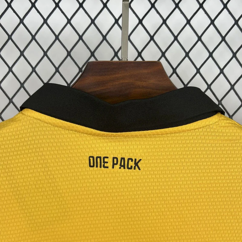 Maillot Domicile Wolves 2025/26