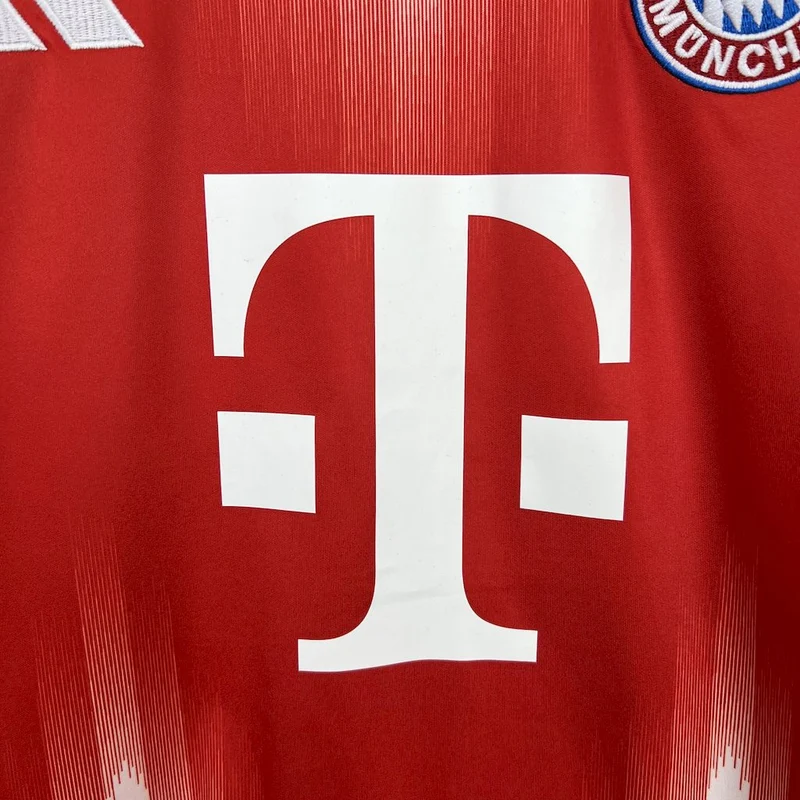 Maillot Domicile Bayern Munich 2025/26