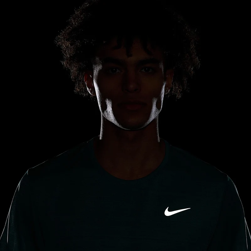 T-Shirt Nike Dri-FIT Miler