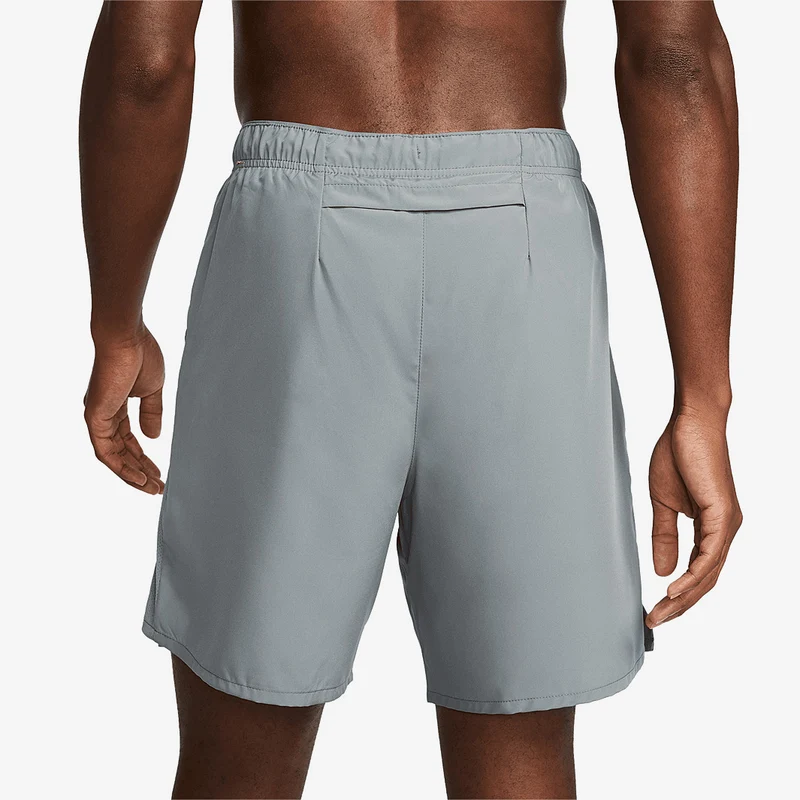 Short 2-en-1 Nike Dri-FIT Challenger 18 cm