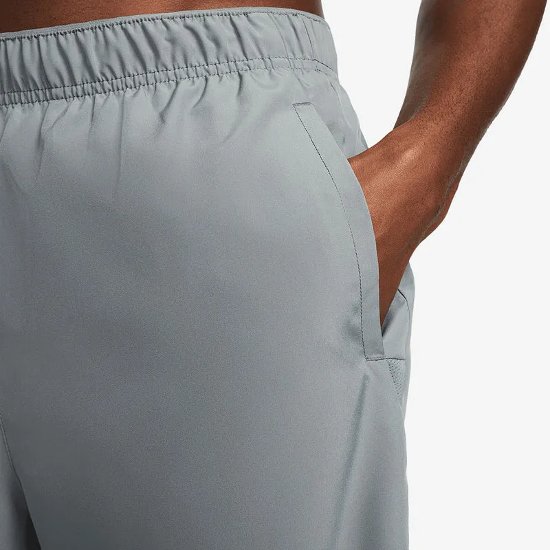 Short 2-en-1 Nike Dri-FIT Challenger 18 cm