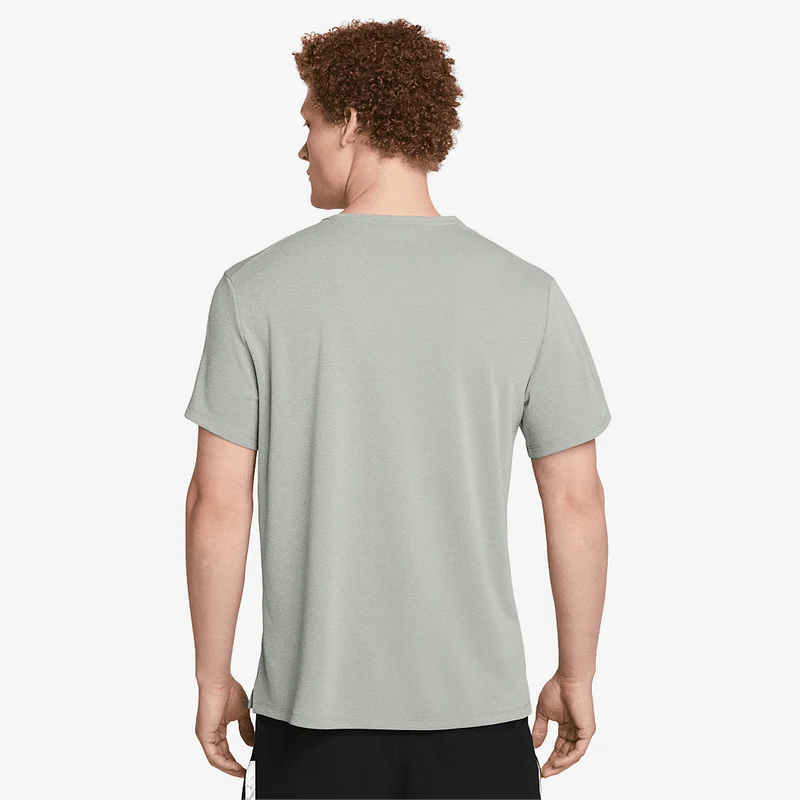 T-Shirt Nike Dri-FIT Miler UV