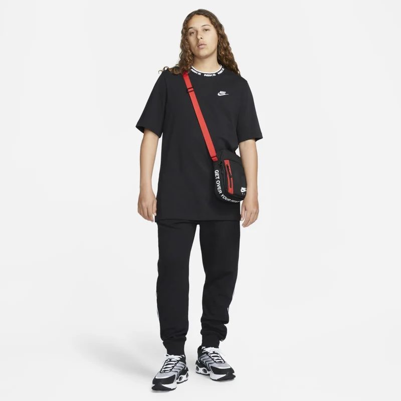 Haut Nike Club Manches Courtes