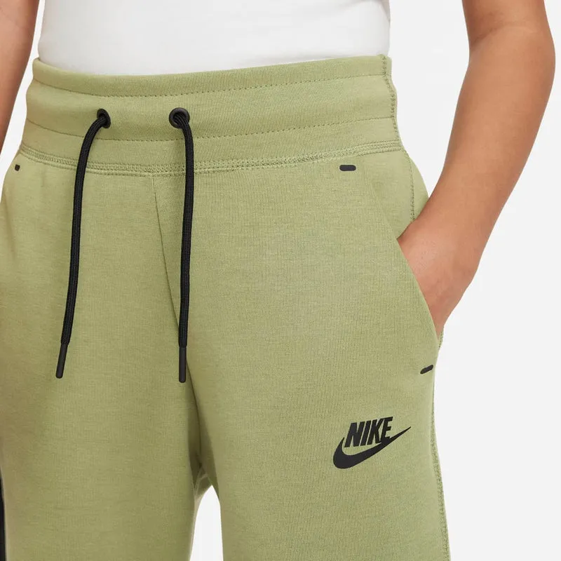 Nike Sportswear Older Kids Tech Fleece Pants (8-15Y)