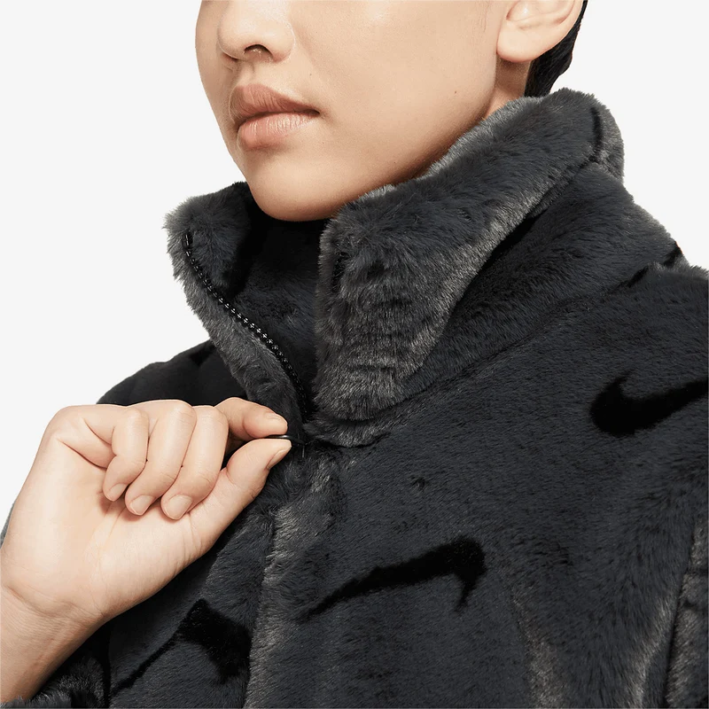 Nike Veste en fausse fourrure à imprimé pour femme Sportswea