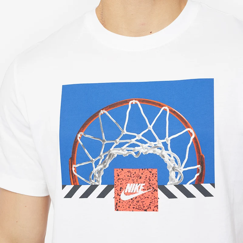 Nike Sportswear Tee