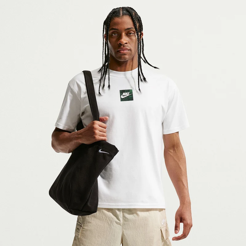 Nike Sportswear Loose Celebrate T-Shirt
