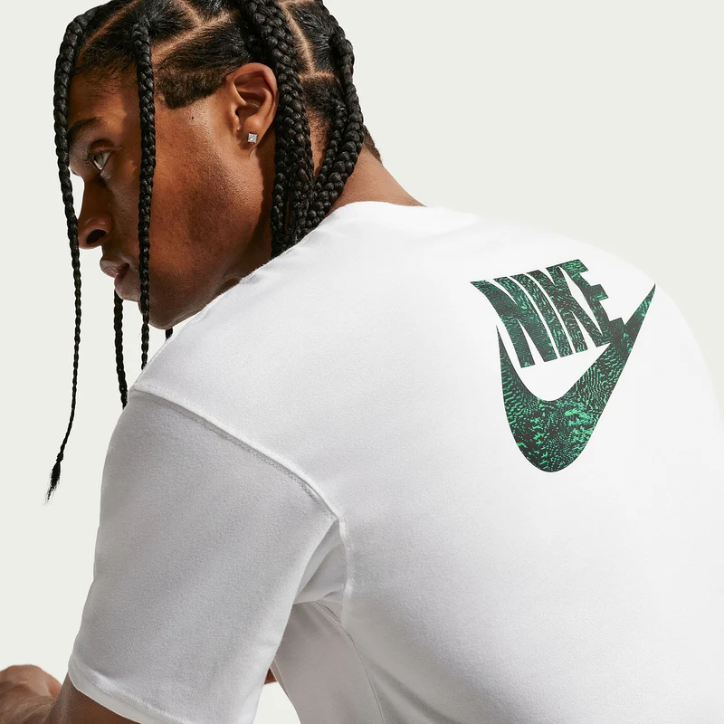 Nike Sportswear Loose Celebrate T-Shirt