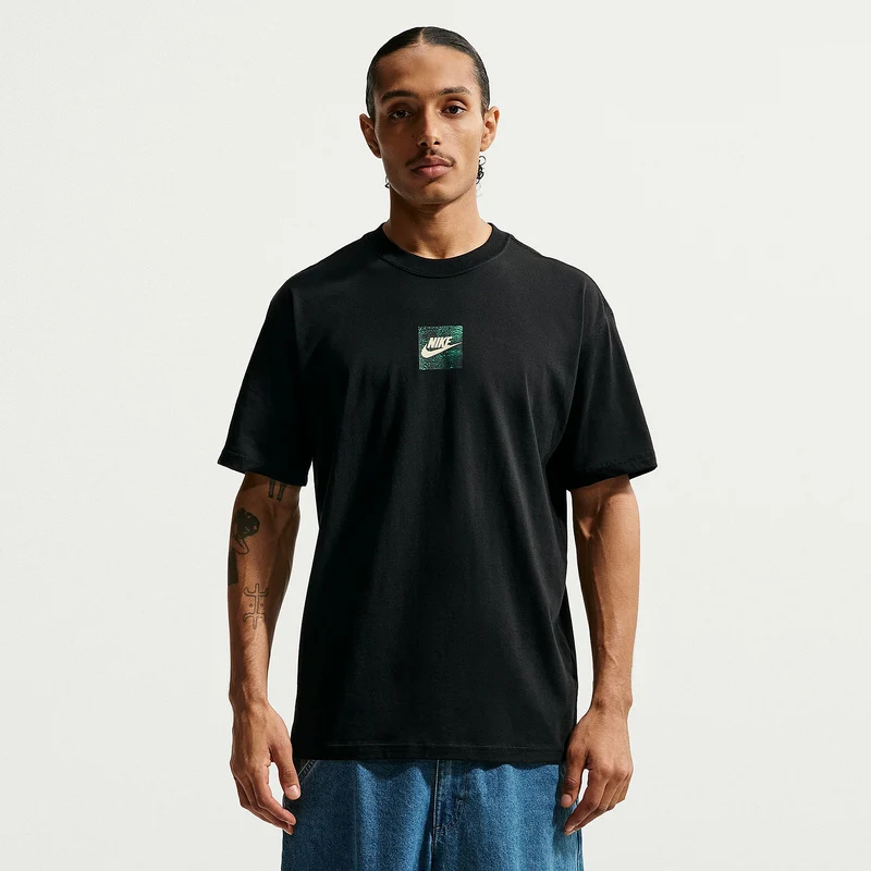 Nike Sportswear Loose Celebrate T-Shirt
