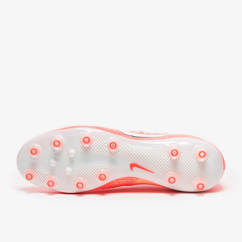 Chaussure de football à crampons pour terrain synthétique Ni