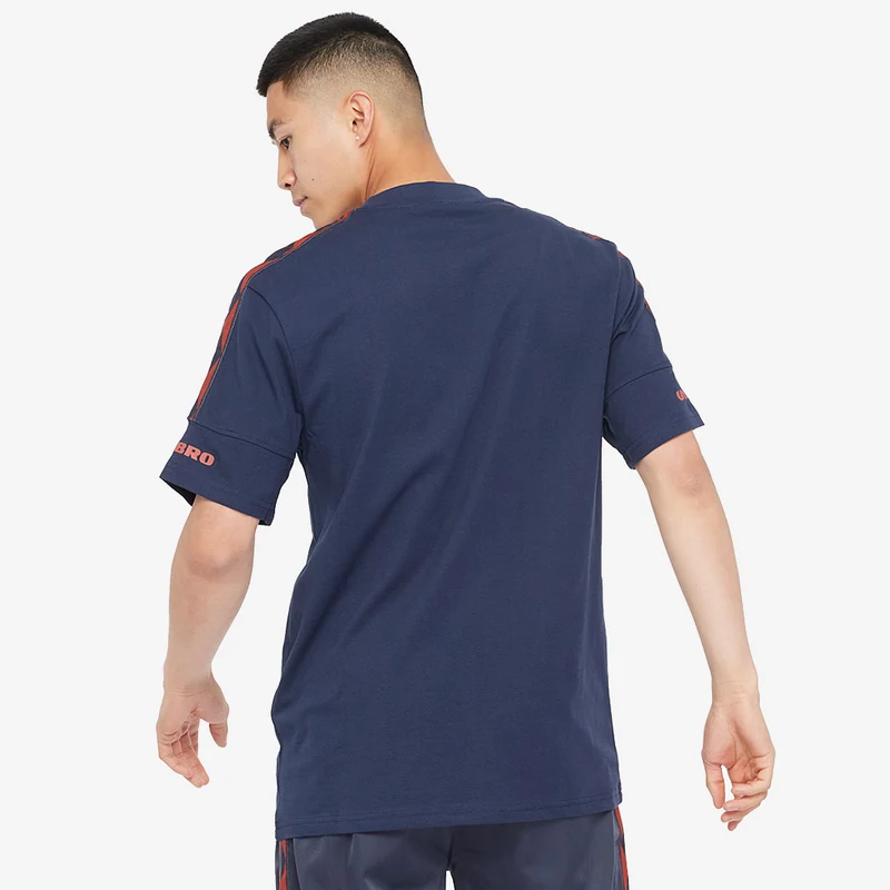 T-shirt à Bandes Col Rond Umbro Diamond