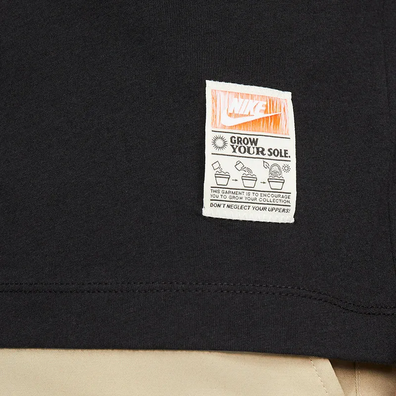 T-Shirt Nike Sportswear Sole Graphic