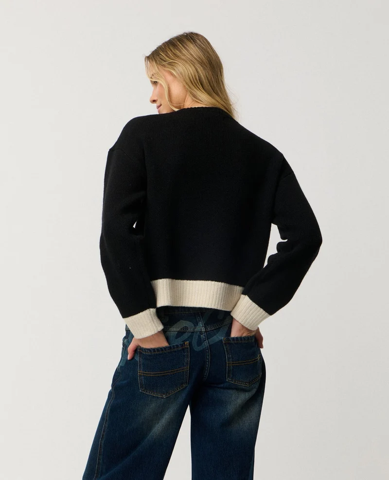 Archive: Script Knit