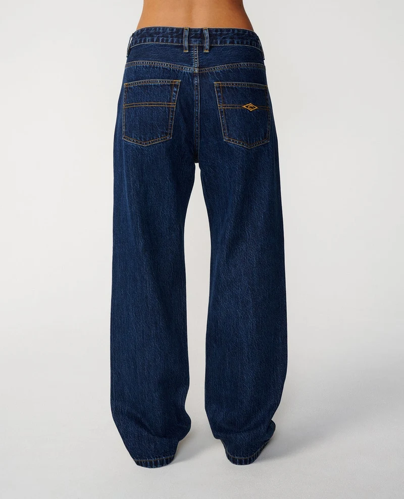 Stephanie Gilmore Relaxed Jean